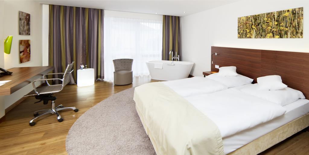 Hotel Jott Wolfsburg-Sandkamp Exterior photo